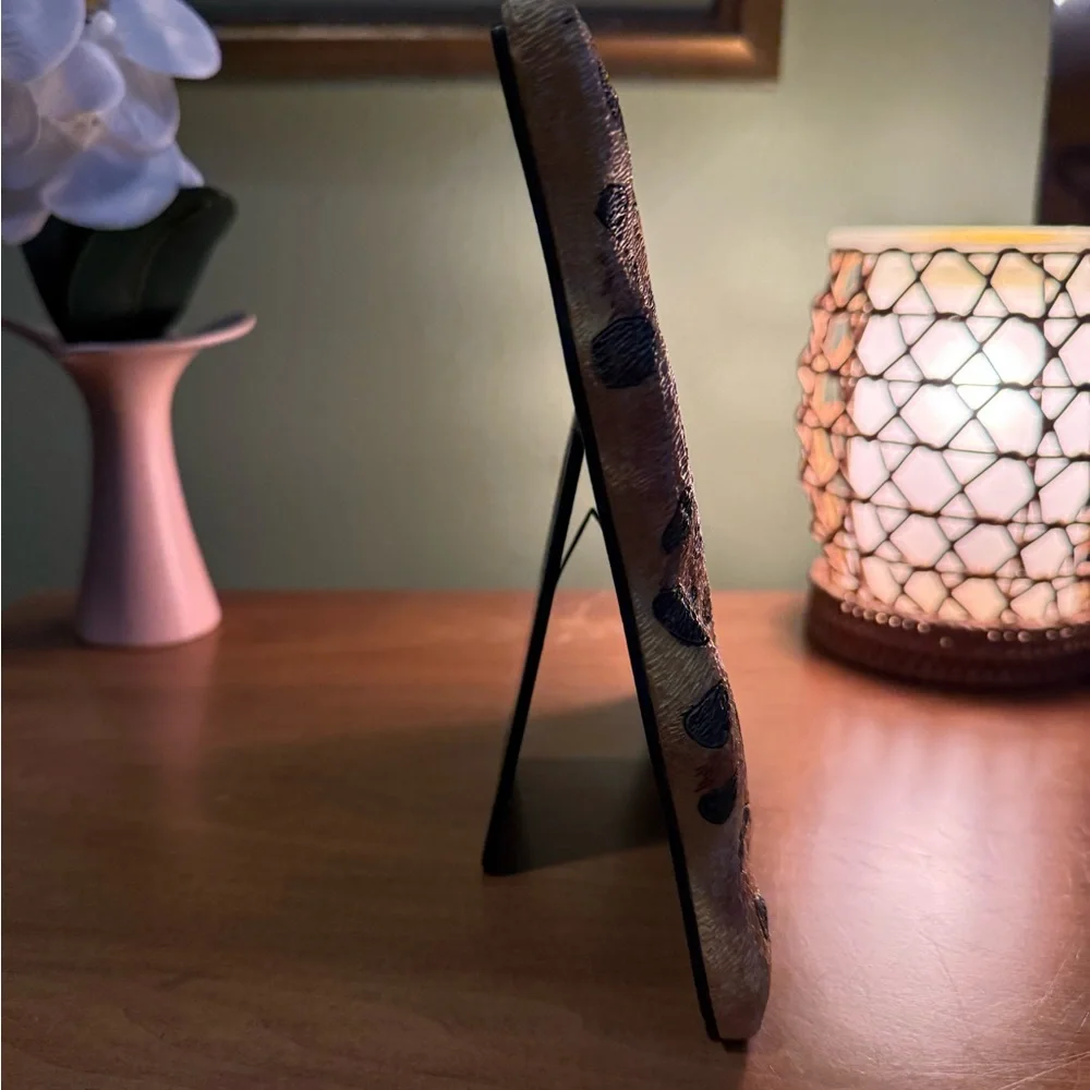 Etcetera Leopard Patterned Photo Frame - Heavy Resin - Picture 6 of 13